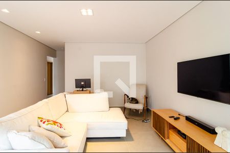 Sala de TV de casa à venda com 3 quartos, 250m² em Vila Guarani (zona Sul), São Paulo