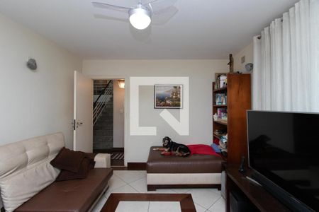 Sala de Lareira de casa de condomínio para alugar com 3 quartos, 360m² em Vila Albertina, São Paulo