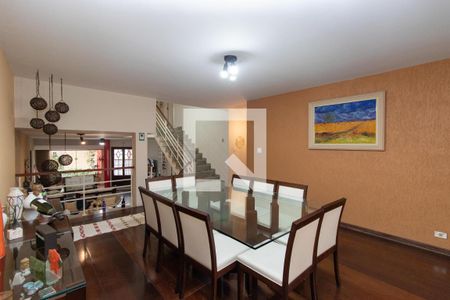 Sala de Estar de casa de condomínio para alugar com 3 quartos, 360m² em Vila Albertina, São Paulo