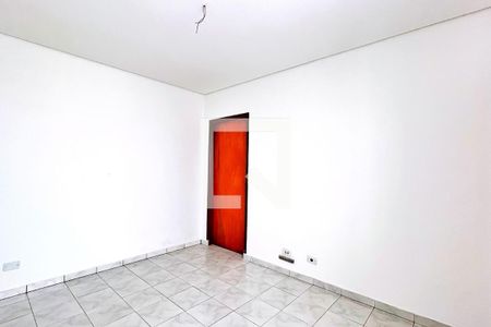 Sala de casa à venda com 2 quartos, 130m² em Vila Adelaide Perella, Guarulhos