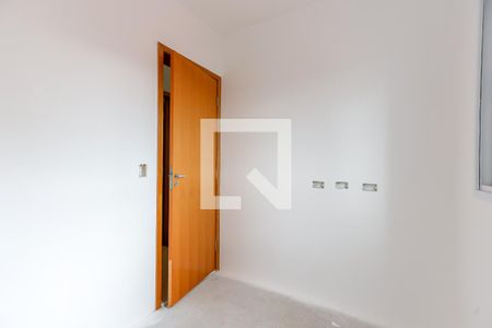Quarto 2 de apartamento para alugar com 2 quartos, 37m² em Vila Gustavo, São Paulo