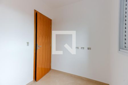 Quarto 2 de apartamento para alugar com 2 quartos, 42m² em Vila Gustavo, São Paulo
