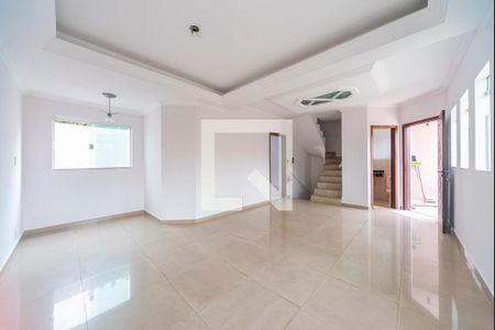 Sala de casa à venda com 3 quartos, 180m² em Vila Bastos, Santo André