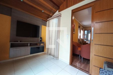 Sala de TV de casa à venda com 3 quartos, 130m² em Parque Via Norte, Campinas