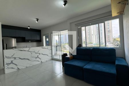 Sala de apartamento para alugar com 1 quarto, 55m² em Alphaville Empresarial, Barueri