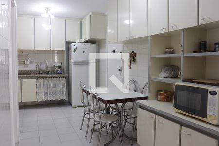 Cozinha de apartamento à venda com 3 quartos, 176m² em Perdizes, São Paulo