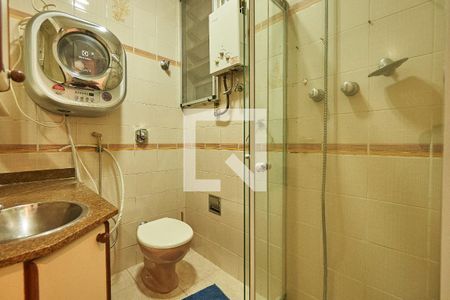 Banheiro de kitnet/studio para alugar com 1 quarto, 28m² em Tijuca, Rio de Janeiro