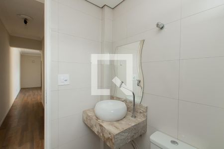 Banheiro de apartamento à venda com 2 quartos, 55m² em Cangaíba, São Paulo