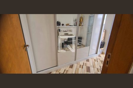 Casa à venda com 78m², 2 quartos e 2 vagas Casa à venda com 78m², 2 quartos e 2 vagasQuarto 2