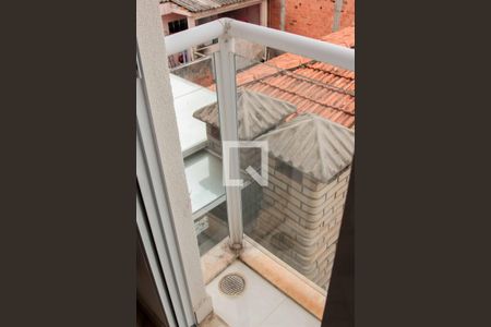 Casa à venda com 78m², 2 quartos e 2 vagas Casa à venda com 78m², 2 quartos e 2 vagasVista do Quarto 2