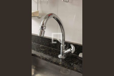 Casa à venda com 78m², 2 quartos e 2 vagas Casa à venda com 78m², 2 quartos e 2 vagasCozinha