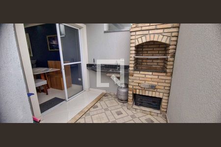 Casa à venda com 78m², 2 quartos e 2 vagas Casa à venda com 78m², 2 quartos e 2 vagasÁrea externa