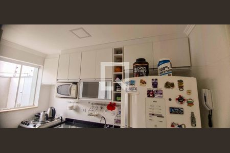 Casa à venda com 78m², 2 quartos e 2 vagas Casa à venda com 78m², 2 quartos e 2 vagasCozinha