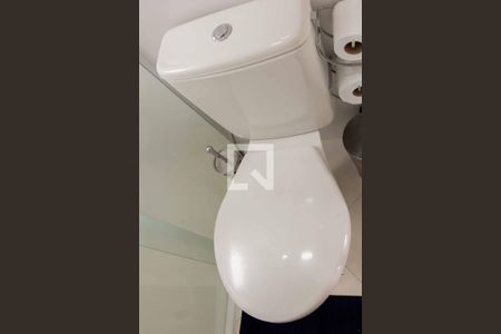 Casa à venda com 78m², 2 quartos e 2 vagas Casa à venda com 78m², 2 quartos e 2 vagasBanheiro 1