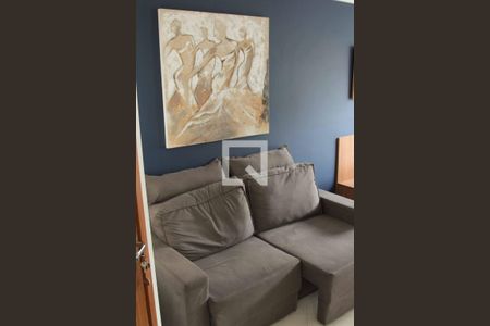 Casa à venda com 78m², 2 quartos e 2 vagas Casa à venda com 78m², 2 quartos e 2 vagasSala