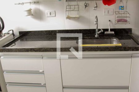 Casa à venda com 78m², 2 quartos e 2 vagas Casa à venda com 78m², 2 quartos e 2 vagasCozinha