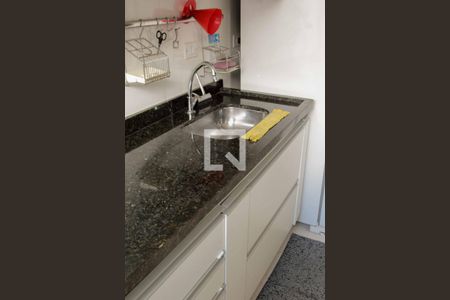 Casa à venda com 78m², 2 quartos e 2 vagas Casa à venda com 78m², 2 quartos e 2 vagasCozinha