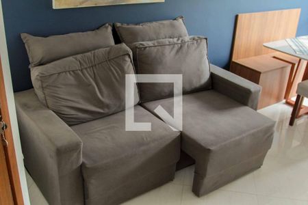 Casa à venda com 78m², 2 quartos e 2 vagas Casa à venda com 78m², 2 quartos e 2 vagasSala