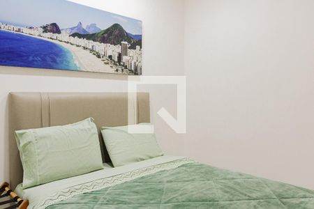 Quarto 1 de apartamento à venda com 4 quartos, 100m² em Copacabana, Rio de Janeiro