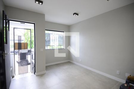 Sala de casa para alugar com 4 quartos, 130m² em Ipiranga, São Paulo