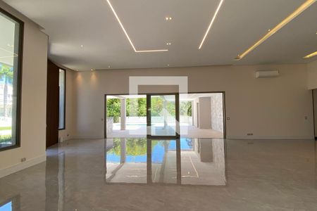 Sala de casa de condomínio à venda com 4 quartos, 1520m² em Tamboré, Barueri