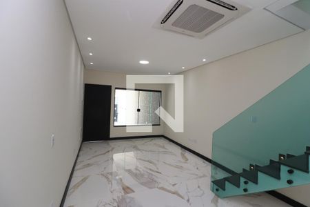 Sala de TV de casa à venda com 3 quartos, 187m² em Vila Carrao, São Paulo