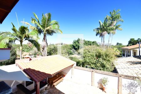 Sala 2 - Vista de casa à venda com 3 quartos, 450m² em Cidade Universitária, Campinas