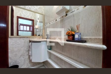 Banheiro de casa à venda com 4 quartos, 330m² em Vila Marieta, Campinas