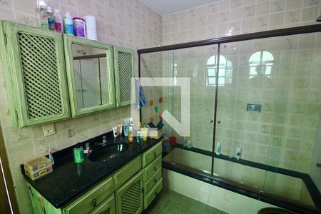 Banheiro da Suíte de casa de condomínio à venda com 3 quartos, 171m² em Barra da Tijuca, Rio de Janeiro