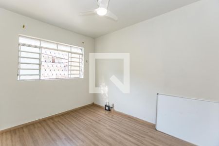 Quarto 1 de apartamento para alugar com 2 quartos, 75m² em Nova Suíça, Belo Horizonte