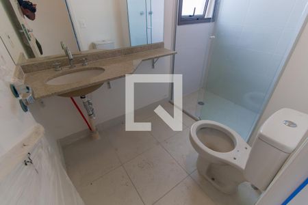 Banheiro da Suíte de apartamento para alugar com 3 quartos, 86m² em Vila Independencia, São Paulo