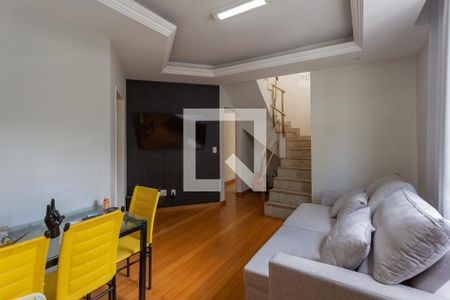 Sala de apartamento à venda com 3 quartos, 150m² em Santa Tereza, Belo Horizonte