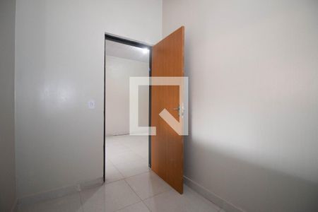 Quarto 1 de casa para alugar com 3 quartos, 100m² em Qs 16, Brasília