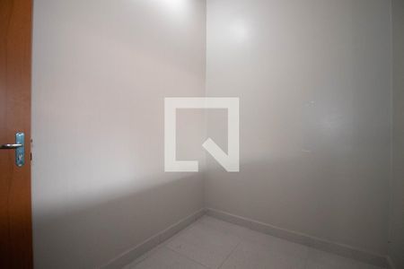 Quarto 1 de casa para alugar com 3 quartos, 100m² em Qs 16, Brasília