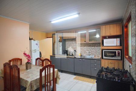 Cozinha de casa à venda com 2 quartos, 100m² em Santos Dumont, São Leopoldo