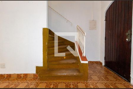 Escada de casa à venda com 3 quartos, 162m² em Vila Gomes Cardim, São Paulo