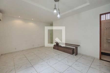 Sala de casa de condomínio para alugar com 2 quartos, 75m² em Vila Isabel, Rio de Janeiro