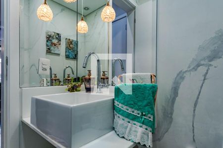 Lavabo de apartamento para alugar com 3 quartos, 102m² em Vila Mogilar, Mogi das Cruzes