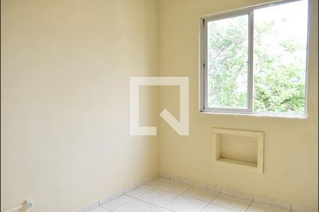 Quarto 1 de apartamento para alugar com 3 quartos, 53m² em Campo Grande, Rio de Janeiro