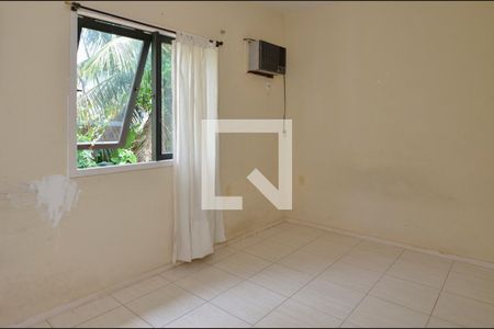 quarto 1  de casa de condomínio à venda com 3 quartos, 180m² em Vargem Pequena, Rio de Janeiro