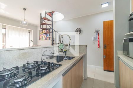 Cozinha e Área de Serviço de apartamento à venda com 1 quarto, 105m² em Rio Branco, Porto Alegre