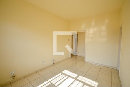 Apartamento à venda com 76m², 2 quartos e sem vagaSala