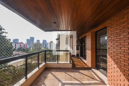 Varanda de apartamento à venda com 4 quartos, 246m² em Real Parque, São Paulo