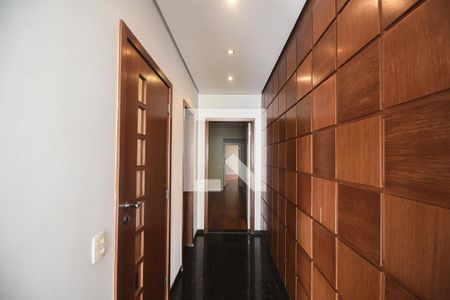 Hall de Entrada de apartamento à venda com 4 quartos, 246m² em Real Parque, São Paulo