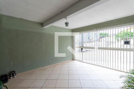 Casa à venda com 100m², 2 quartos e 2 vagas Casa à venda com 100m², 2 quartos e 2 vagasGaragem