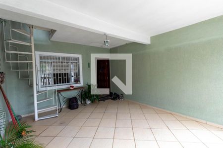 Casa à venda com 100m², 2 quartos e 2 vagas Casa à venda com 100m², 2 quartos e 2 vagasGaragem
