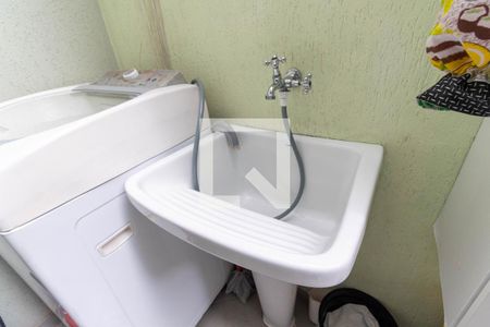 Casa à venda com 100m², 2 quartos e 2 vagas Casa à venda com 100m², 2 quartos e 2 vagasLavanderia