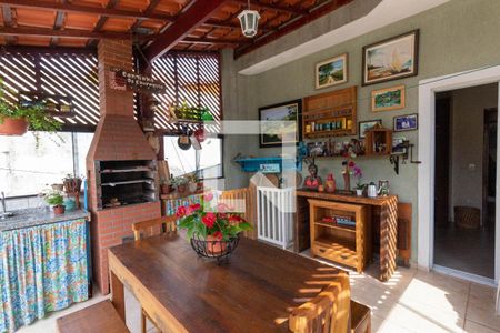 Casa à venda com 100m², 2 quartos e 2 vagas Casa à venda com 100m², 2 quartos e 2 vagasVaranda gourmet