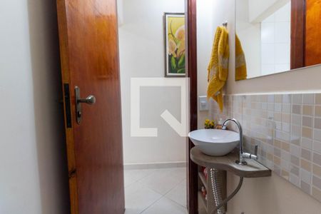 Casa à venda com 100m², 2 quartos e 2 vagas Casa à venda com 100m², 2 quartos e 2 vagasLavabo