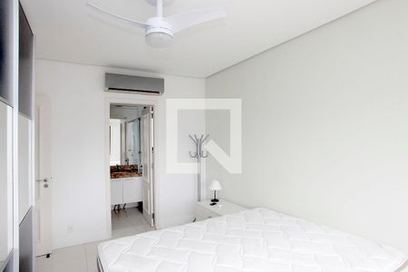 Quarto 1 Suíte de apartamento à venda com 2 quartos, 90m² em Rio Branco, Porto Alegre